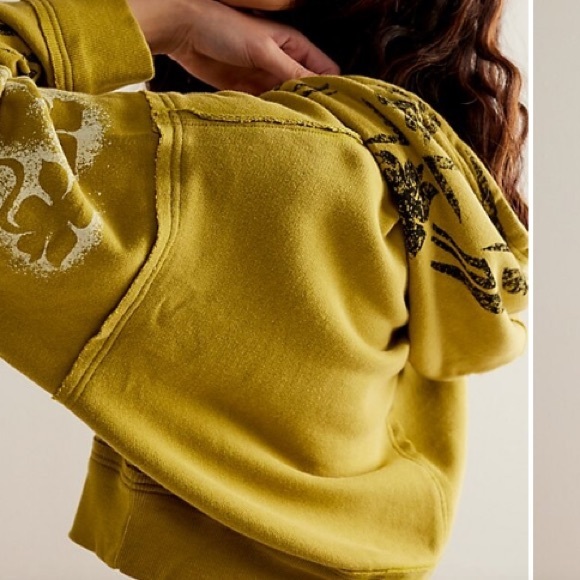 We The Free Love Again Hoodie Size Medium SOLD OUT New Without Tags - Picture 2 of 3